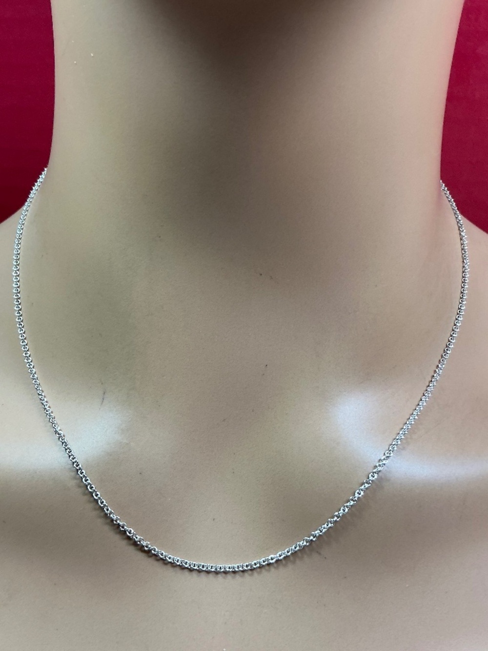 Sterling Silver Italian Heavier chain / Necklace. 18 inches long - Picture 1 of 6